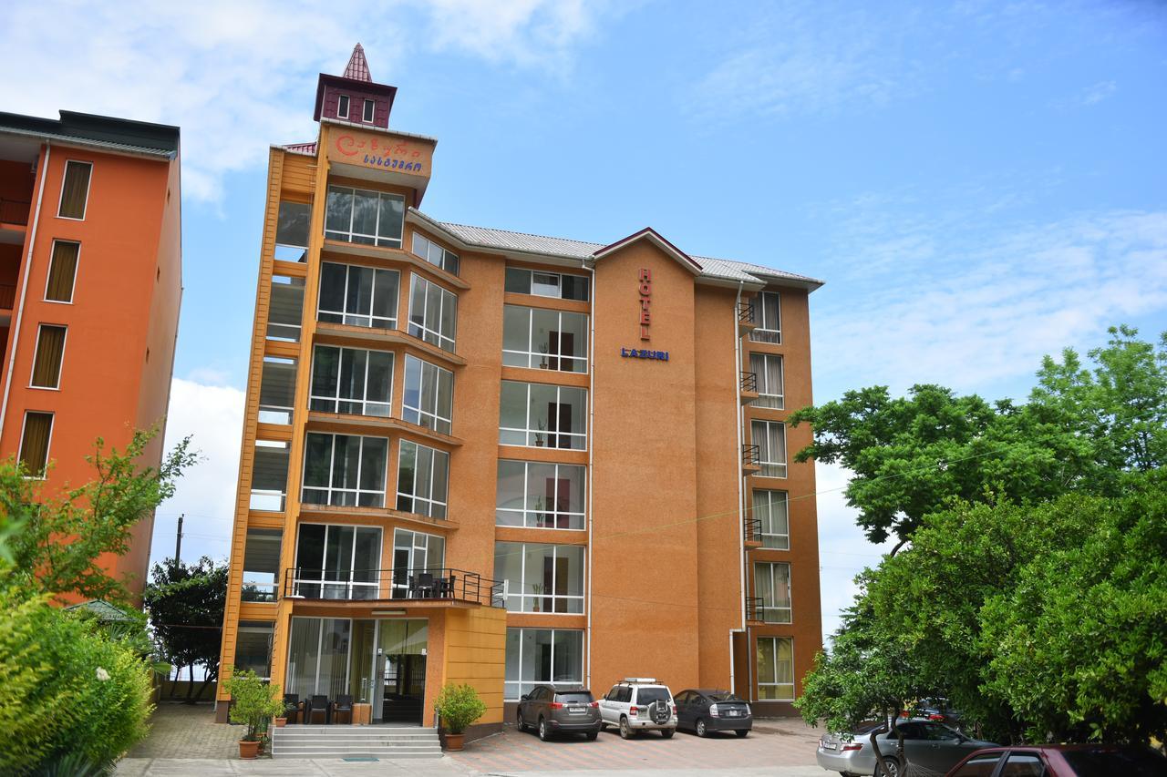 Hotel Lazuri In Квариати Екстериор снимка